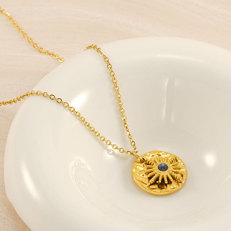 1 Piece Retro Style Starburst Shape Stainless Steel Gold Plated Inlay Rhinestone Unisex Pendant Necklace Picture2