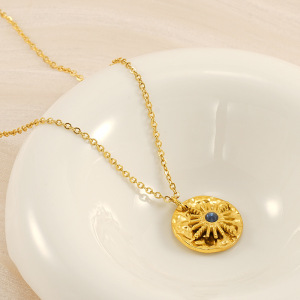 1 Piece Retro Style Starburst Shape Stainless Steel Gold Plated Inlay Rhinestone Unisex Pendant Necklace h5 Picture2