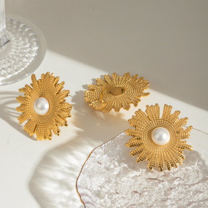1 Pair Simple Series Retro Flower Stainless Steel Gold Plated Artificial Pearl Women Stud Earrings h5 Picture3