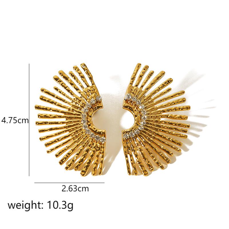 1 pair luxurious series  style geometric  gold plated zircon stud earrings h5 Picture2