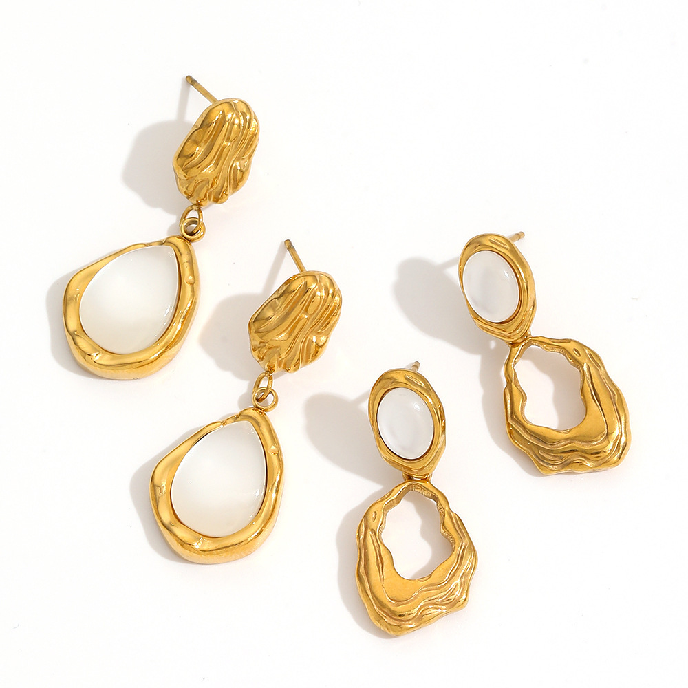 1 Pair Classic Series Retro Geometric Gold Plated Artificial Gemstone Drop Earrings h5Picture3