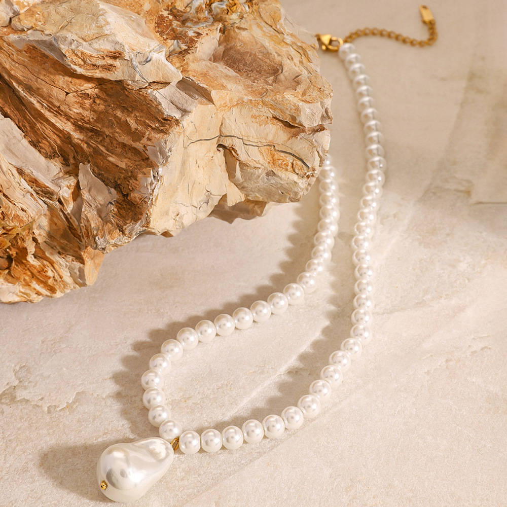 1 Piece Simple Series Retro Beads Stainless Steel  Gold Plated Artificial Pearl Women Pendant Necklaces Picture3