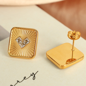 1 Pair Simple Series Retro Heart Stainless Steel  Gold Plated Zircon Women Stud Earrings h5 Picture2