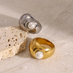 1 Paar Simple Series  Runder Edelstahl 18 Karat Vergoldet Künstliche Perle Damen Einzelringe h5 Bild3