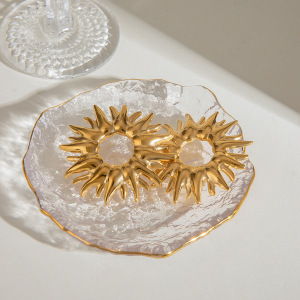 1 Par De Aretes De Botón De Acero Inoxidable Anulares Retro De Serie Lujosa Chapados En Oro De 18 Quilates Para Mujer h5 Imagen2