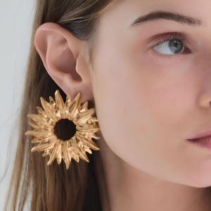 1 Par De Aretes De Botón De Acero Inoxidable Anulares Retro De Serie Lujosa Chapados En Oro De 18 Quilates Para Mujer h5 Imagen4