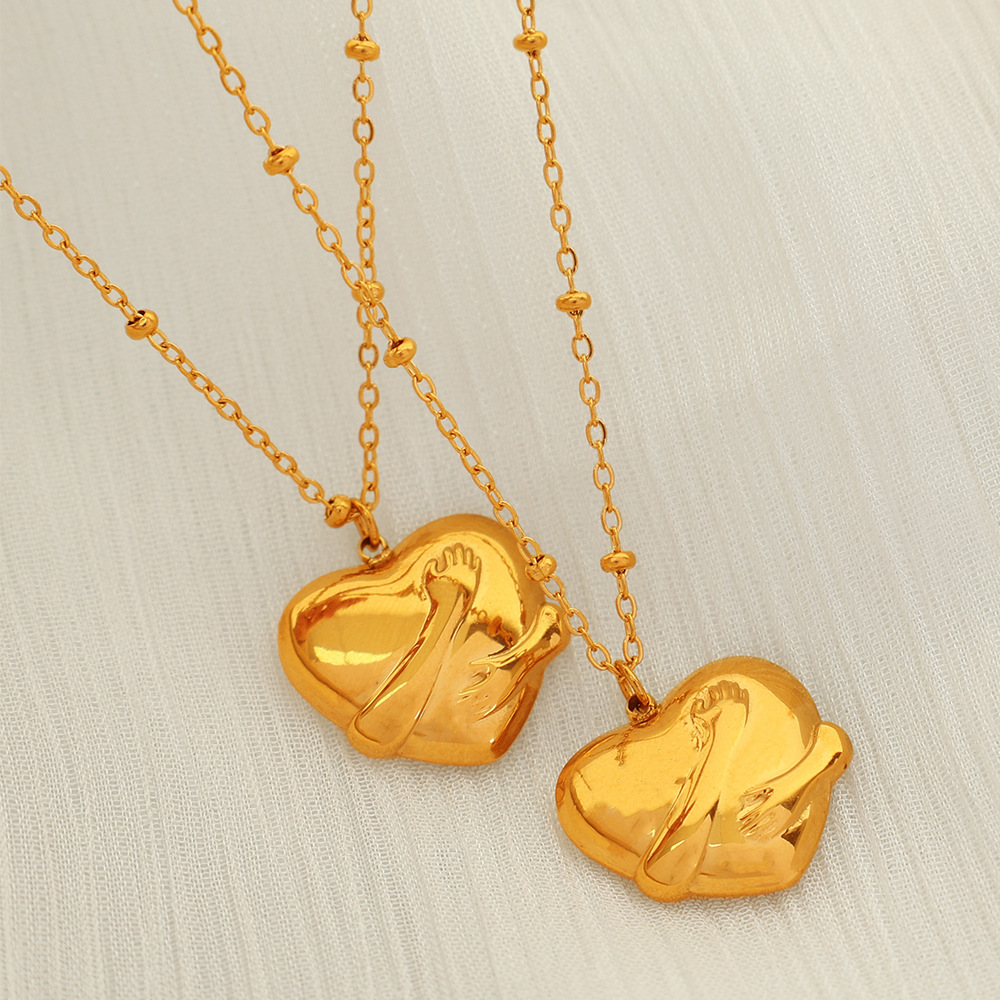 1 Piece Simple Series Retro Heart Titanium Steel Gold Plated Women Pendant Necklaces Picture3