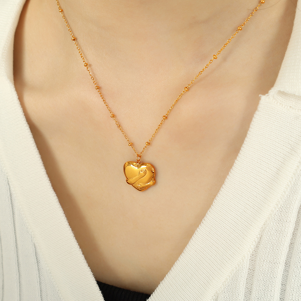 1 Piece Simple Series Retro Heart Titanium Steel Gold Plated Women Pendant Necklaces Picture4
