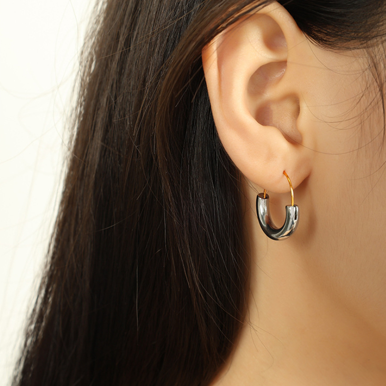 1 Par De Aretes De Aro De Acero Inoxidable Chapados En Oro De 18 Quilates Con Diseño Geométrico Simple Para Mujer Imagen3
