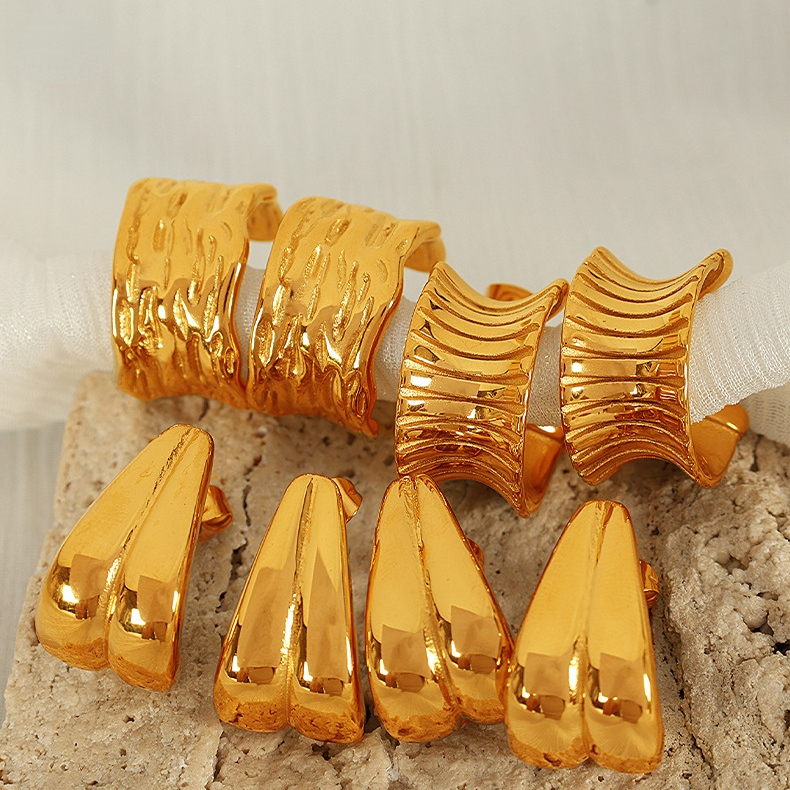 1 Par De Pendientes De Botón De Acero Inoxidable Chapados En Oro Con Diseño Geométrico Simple Para Mujer Imagen4