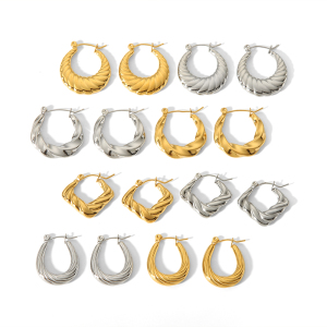1 Pair Of Classic Fashion  Gold-Plated Stainless Steel Solid Horn Earrings For Women For Daily Wear h5 Picture4