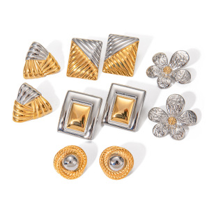 Stainless Steel Ladies Geometric Metal Style Earrings Titanium Steel Love Earrings Female Simple Versatile Style Earrings h5 Picture6