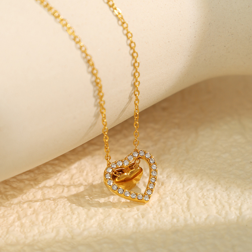 1 Piece Romantic Series Fashionable Heart Titanium Steel Gold Color Plated Rhinestone Women's Pendant Necklaces Picture4