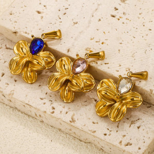 1 Pezzo Di Ciondolo Da Donna In Acciaio Inossidabile Impermeabile Color Oro Con Fiore Alla Moda Della Serie Classica h5 Immagine2
