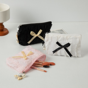 1 Piece Romantic Bowknot Portable Large Capacity With Random Printing Design Women's Lace Cosmetic Bags h5 Picture3