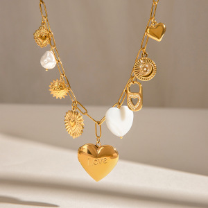 1 Stuk Elegante Serie Chique Hartvormige Roestvrijstalen Waterdichte Gouden Dameshanger Ketting h5 Afbeelding3