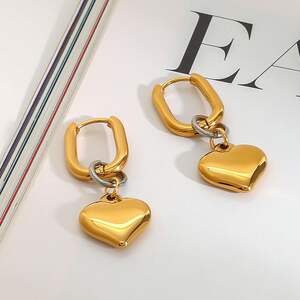 1 paar moderne serie klassieke hartvormige, waterdichte, roestvrijstalen oorbellen in goud- en zilverkleur voor dames. h5