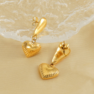 1 Par De Pendientes De Amor Ligeros, De Lujo Y A La Moda, Combinables Con Todo, De Acero Inoxidable Dorado De 18 Quilates, Con Textura Retro En Forma De Corazón, Colgantes Para Mujer. h5 Imagen3