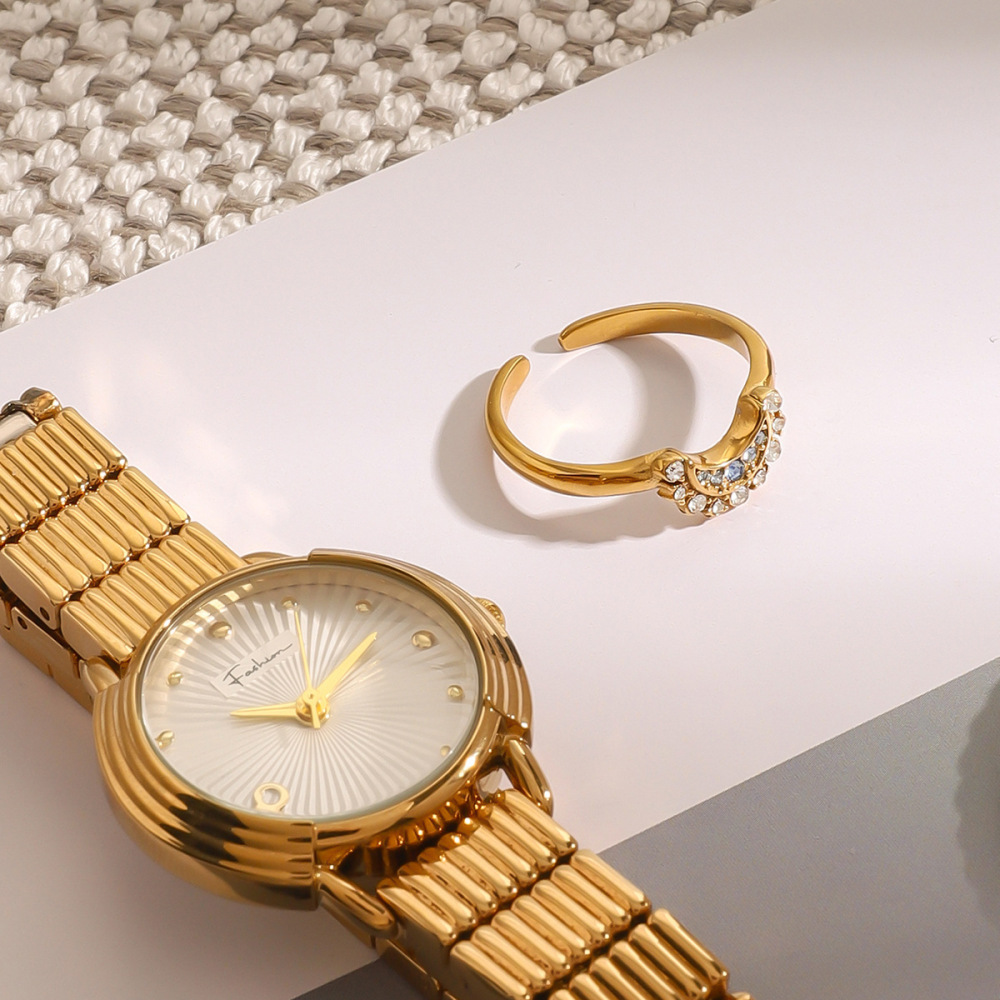 1 Piece Gorgeous Series Classic Moon Shape Stainless Steel Waterproof Gold Color Women's Adjustable Rings h5Picture3