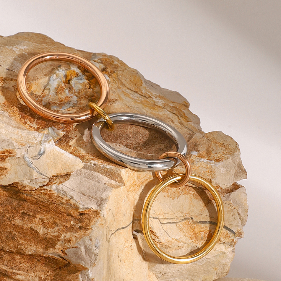 1 Pair Simple Series Personality Annular Stainless Steel Waterproof Mixed Copper Gold Color Women's Single Rings Picture3