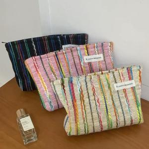 1 Piece Romantic Series Vacation Strip Yarn Women's Bags h5 Picture4
