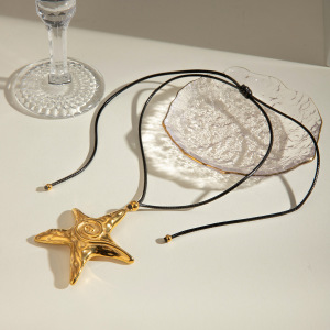  Cross-Border  Style Women's  Gold Stainless Steel Oversized Retro Threaded Starfish Pendant Necklace Jewelry  h5 Picture3