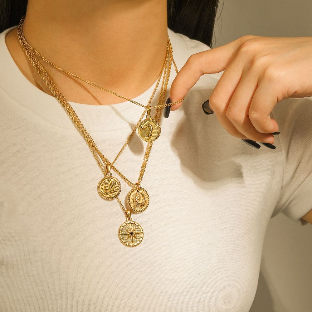 1 Piece Simple Retro Style Heart Square Oval Shape Stainless Steeel  Gold Plated Women's Pendant Necklaces Picture4