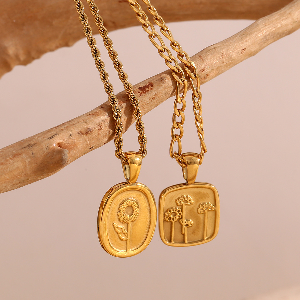 1 Piece Romantic Series Natural Flower Stainless Steel Waterproof   Gold Color  Women's Pendant Necklaces Picture4