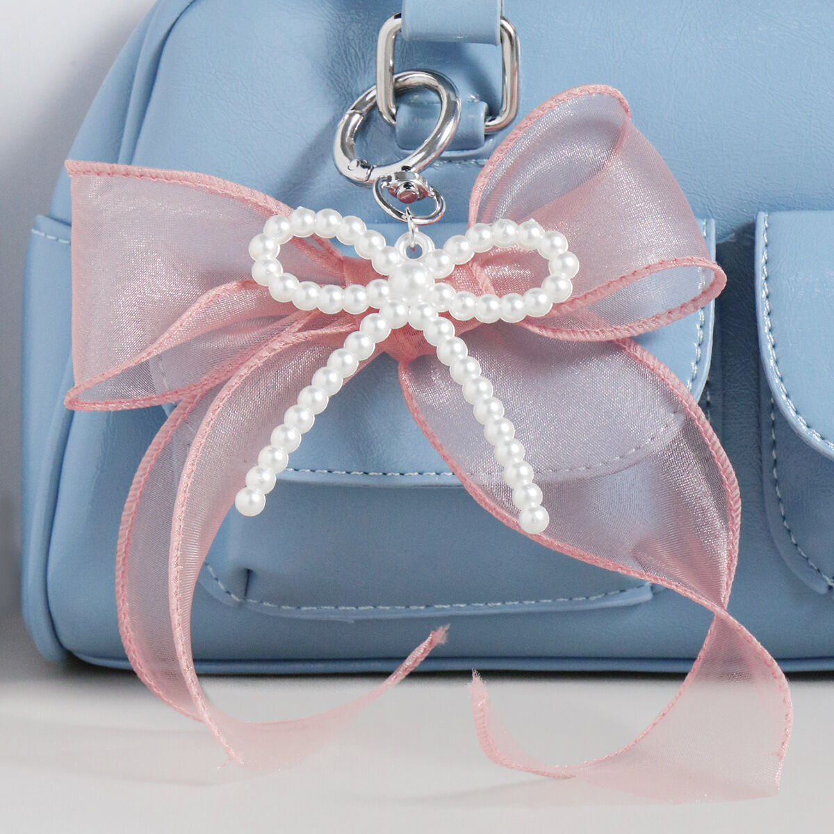 1 pièce de la série romantique, joli nœud papillon en organza, perle artificielle, breloques de sac pour femme h5 Image2