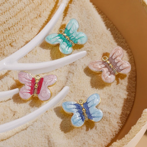 1 Piece Romantic Series Sweet Animal Stainless Steel Waterproof Gold Color Women's Pendants h5 Picture4