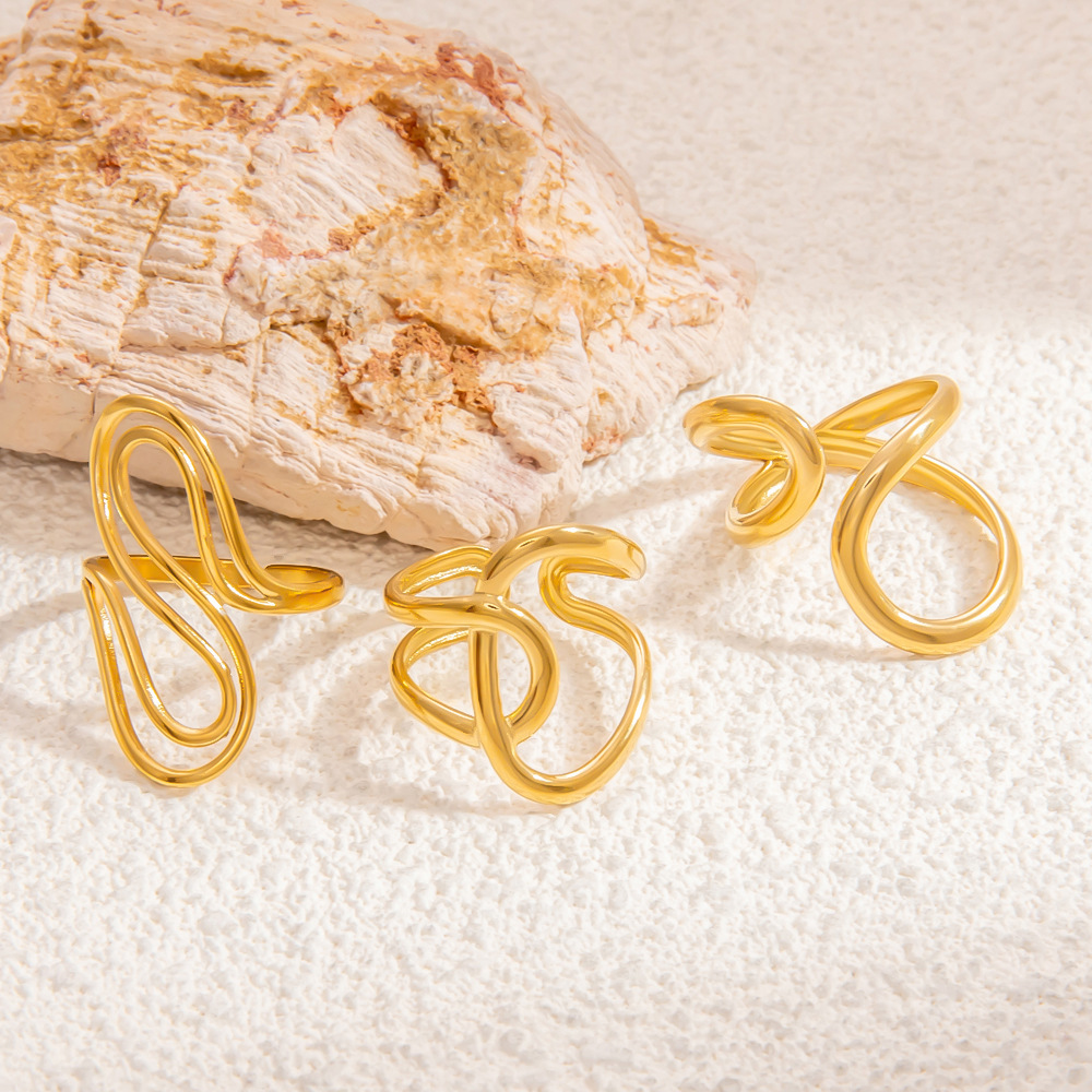 1 Stück Modern Series Klassischer Asymmetrischer Twist Edelstahl Wasserdicht Goldfarbener Damenring Verstellbar Bild3