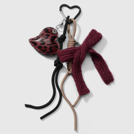 1 Stück Simple Series Retro Herz Legierung Damen Taschenanhänger