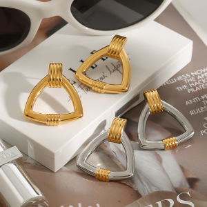 1 Paio Di Orecchini A Bottone Da Donna In Acciaio Inossidabile Color Oro, A Forma Di Triangolo Classico, Serie Minimalista h5 Immagine4