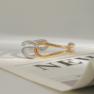 1 Stuk Minimalistische Serie Design Armbanden Met Overlappende Lijnen, Gemaakt Van Roestvrij Staal, Waterdicht En Goudkleurig. h5 Afbeelding6