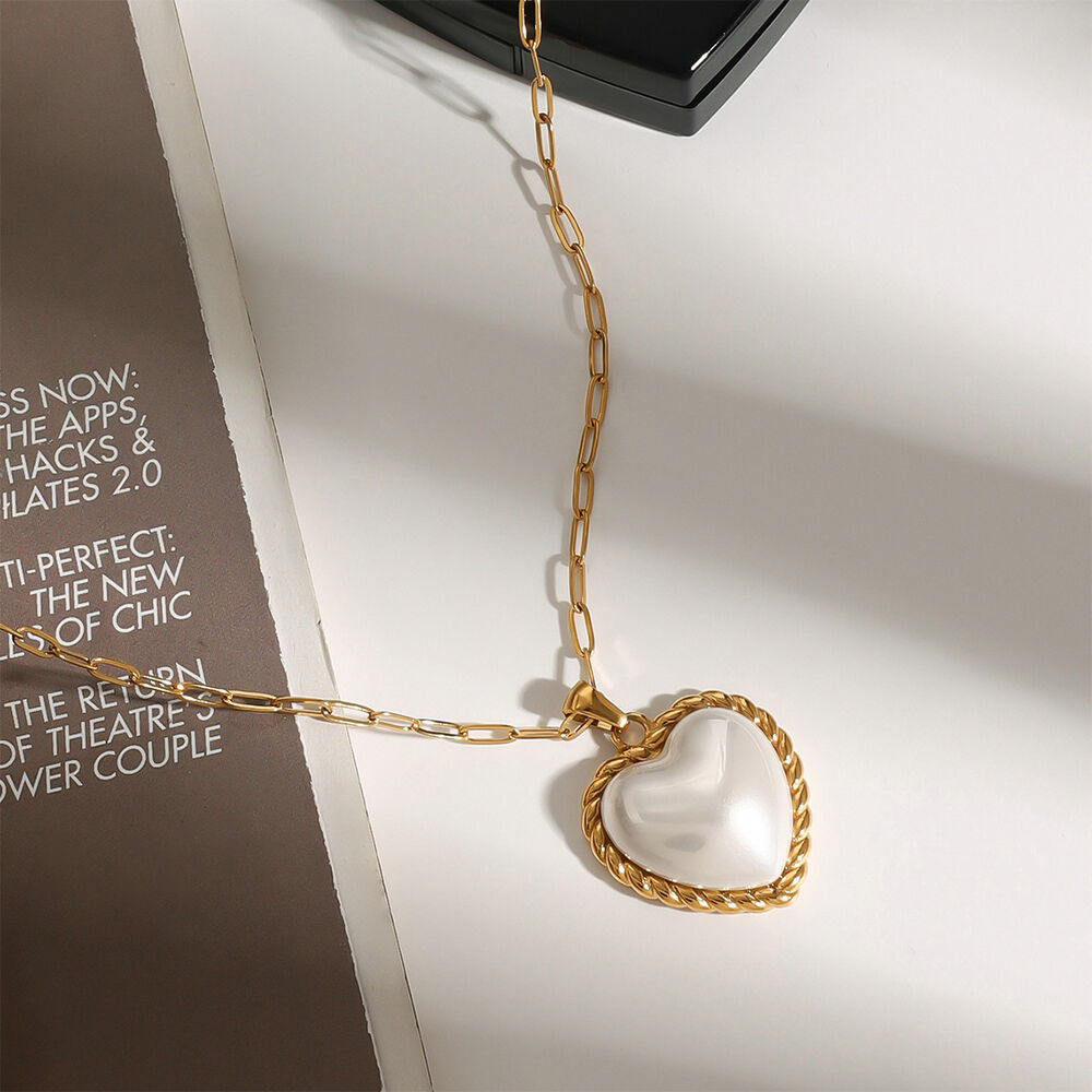 1 Piece Romantic Series Sweet Heart Shape Stainless Steel Waterproof Gold Color Women's Pendant Necklaces h5Picture2