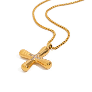 1 Piece Classic Series Elegant Cross Shape Stainless Steel Waterproof Gold Color Women's Pendant Necklaces h5 Picture5