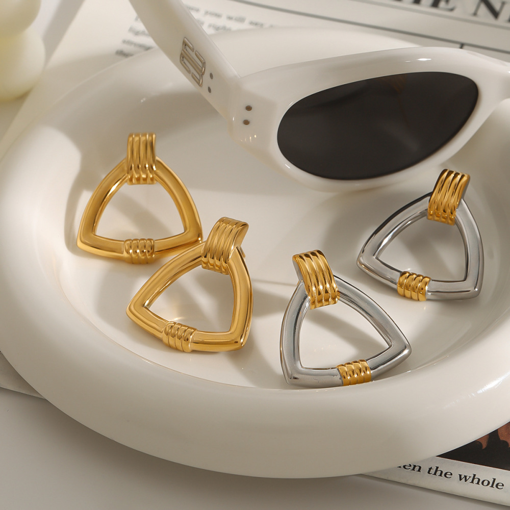 1 Paio Di Orecchini A Bottone Da Donna In Acciaio Inossidabile Color Oro, A Forma Di Triangolo Classico, Serie Minimalista h5Immagine3