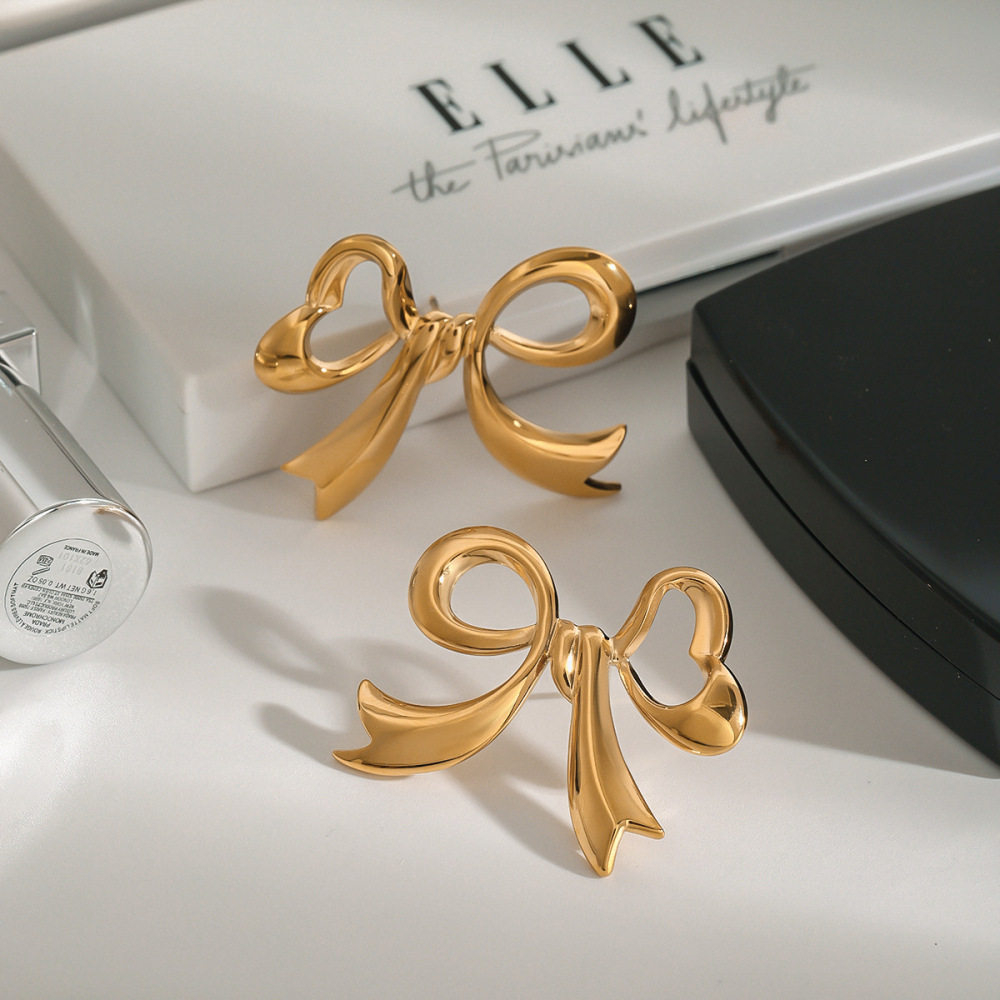 1 Paio Di Orecchini A Bottone Da Donna In Acciaio Inossidabile Color Oro, A Forma Di Fiocco, Modello Romantic Series, Eleganti E Impermeabili Immagine3
