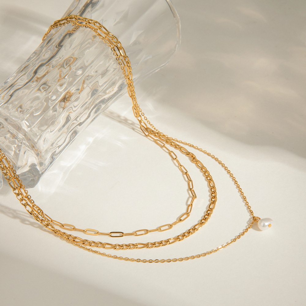 1 Piece Elegant Series All-Match Multi-Layer Stainless Steel Waterproof Gold Color Women's Layered Necklaces Picture4
