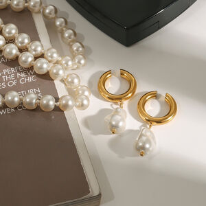 1 par de aretes de acero inoxidable redondos irregulares, elegantes, de serie clásica, resistentes al agua, color dorado, para mujer h5 Imagen2