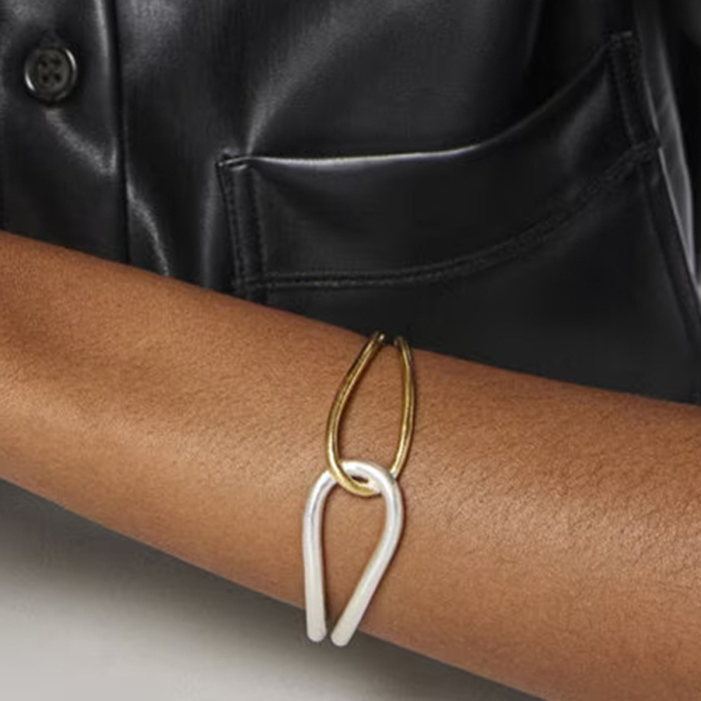 1 Stuk Minimalistische Serie Design Armbanden Met Overlappende Lijnen, Gemaakt Van Roestvrij Staal, Waterdicht En Goudkleurig. h5Afbeelding7