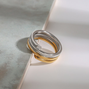 1 Piece Minimalist Series Chic Mixed Color Three Layers Stainless Steel Waterproof Gold & Silver Color Women's Single Rings h5 Picture3