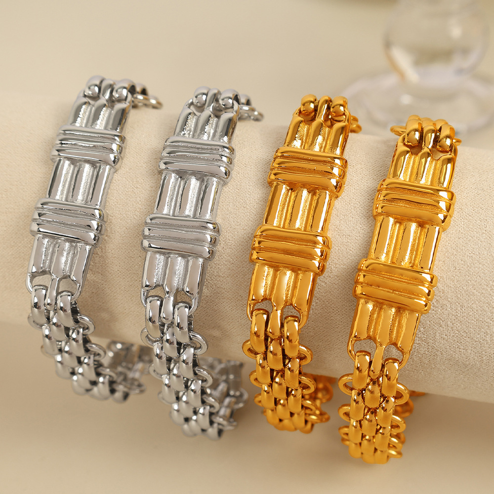 1 Piece Simple Series Classic Chain Titanium Steel Gold Color Women's Chain Necklaces Picture3