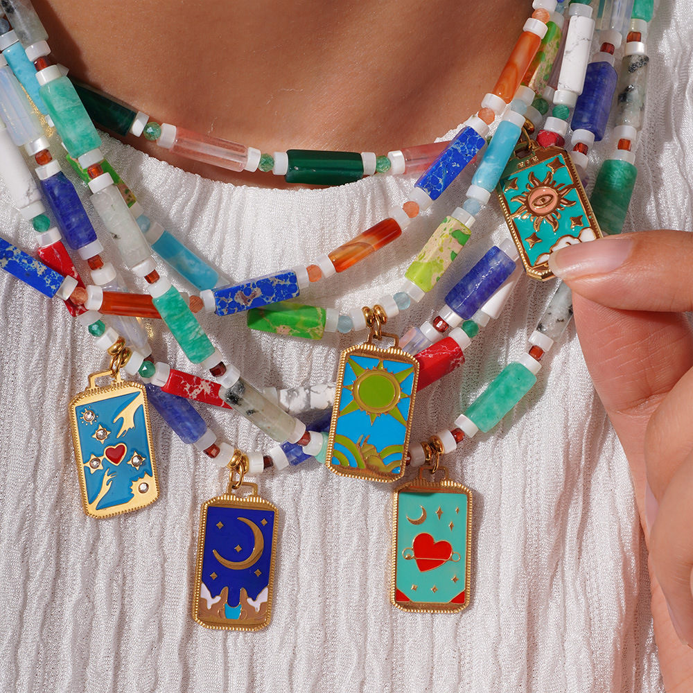 1 Stuk Dameshanger Uit De Ethnic Series Bohemian Moon Tarot Collectie, Gemaakt Van Roestvrij Staal, Waterdicht En Met Een Goudkleurige Natuursteen. Afbeelding5