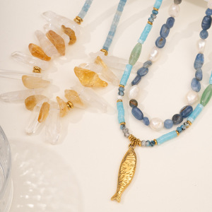 1 Piece Ocean Series Vacation Fish Irregular Crystal Gold Color Natural Stone Women's Beaded Necklaces h5 Picture3