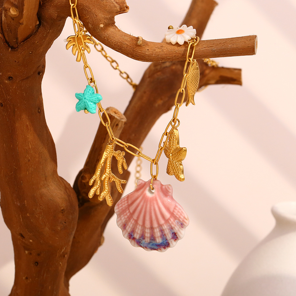 Sweet Oceanic Shell Women's Pendant Necklaces Picture3