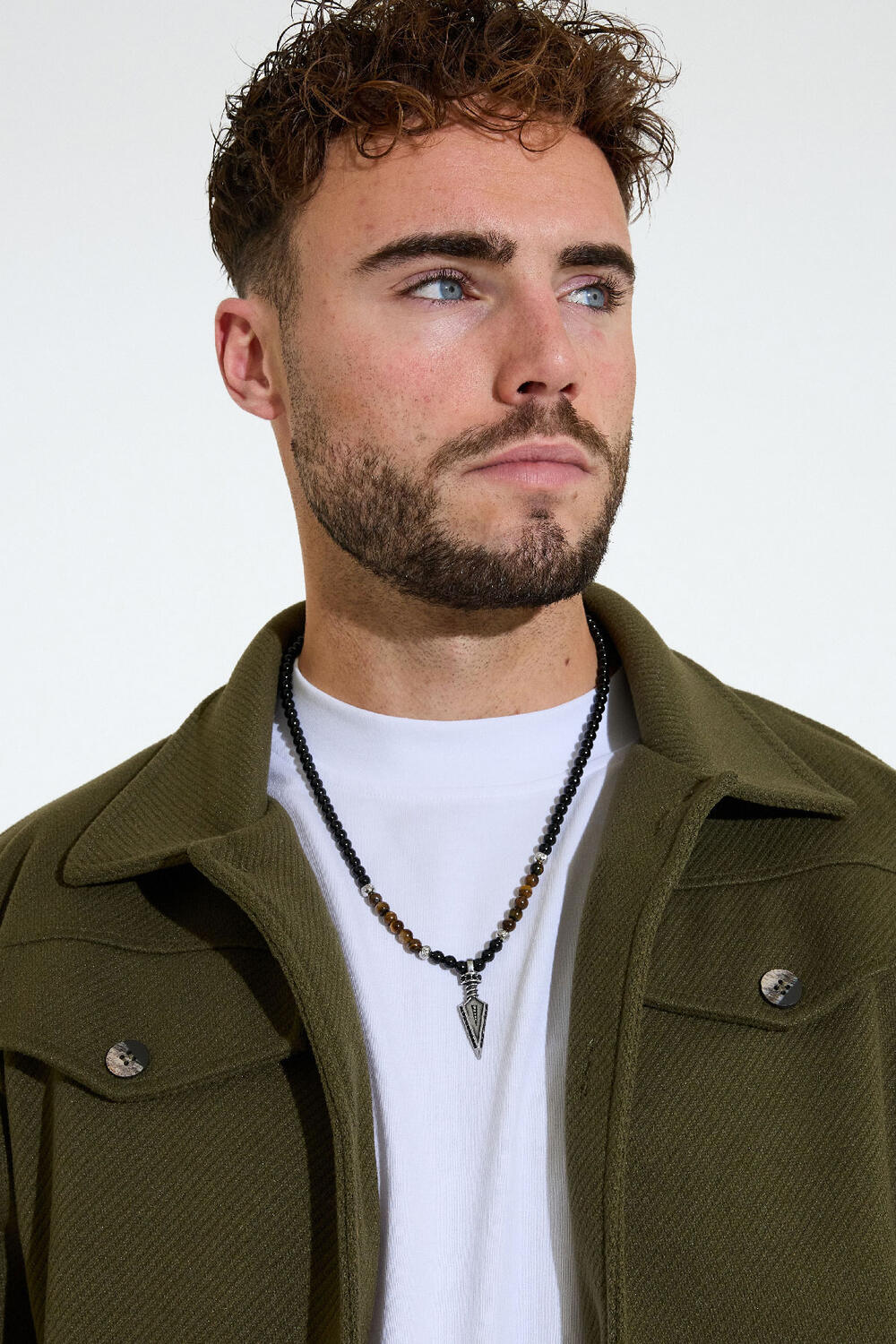 Collana da uomo con perline e ciondolo h5Immagine2