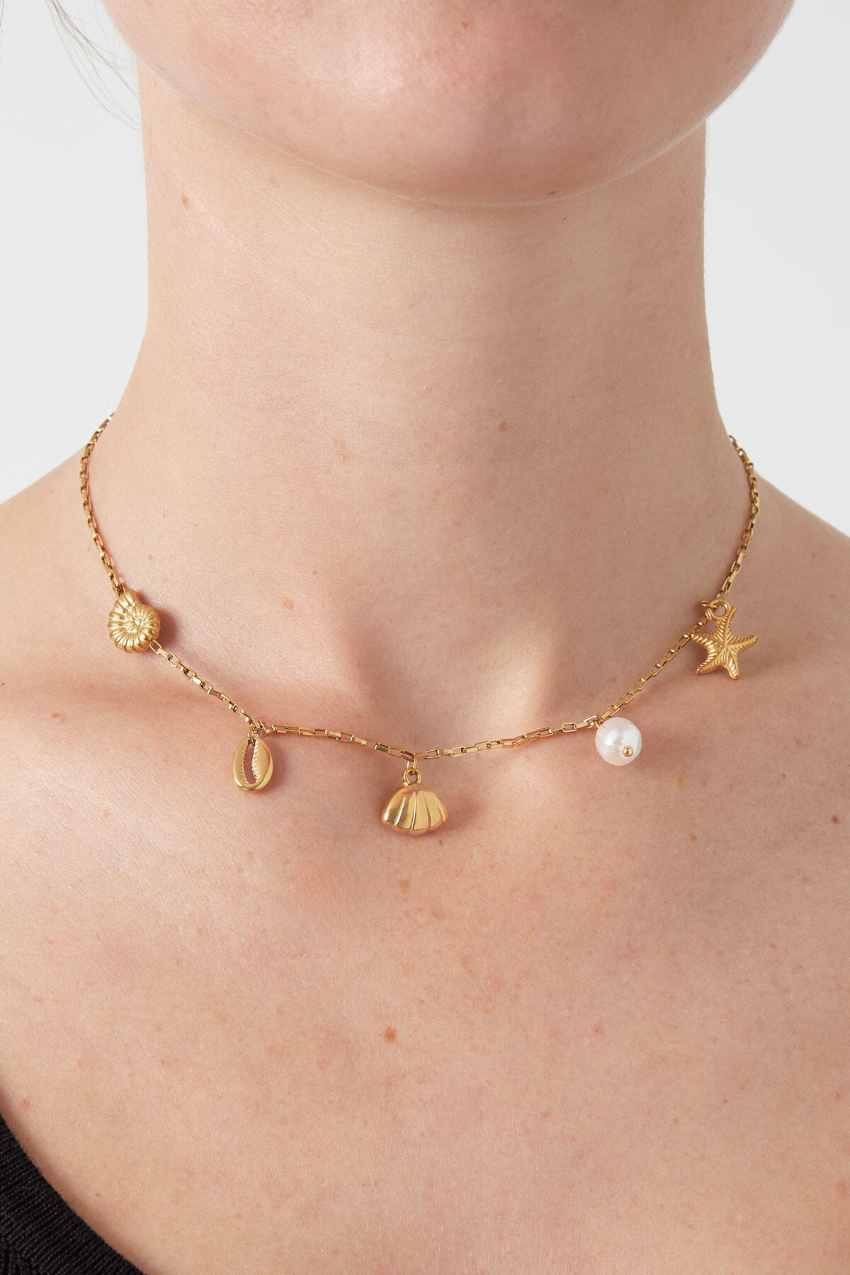 beach vibes charm necklace 2