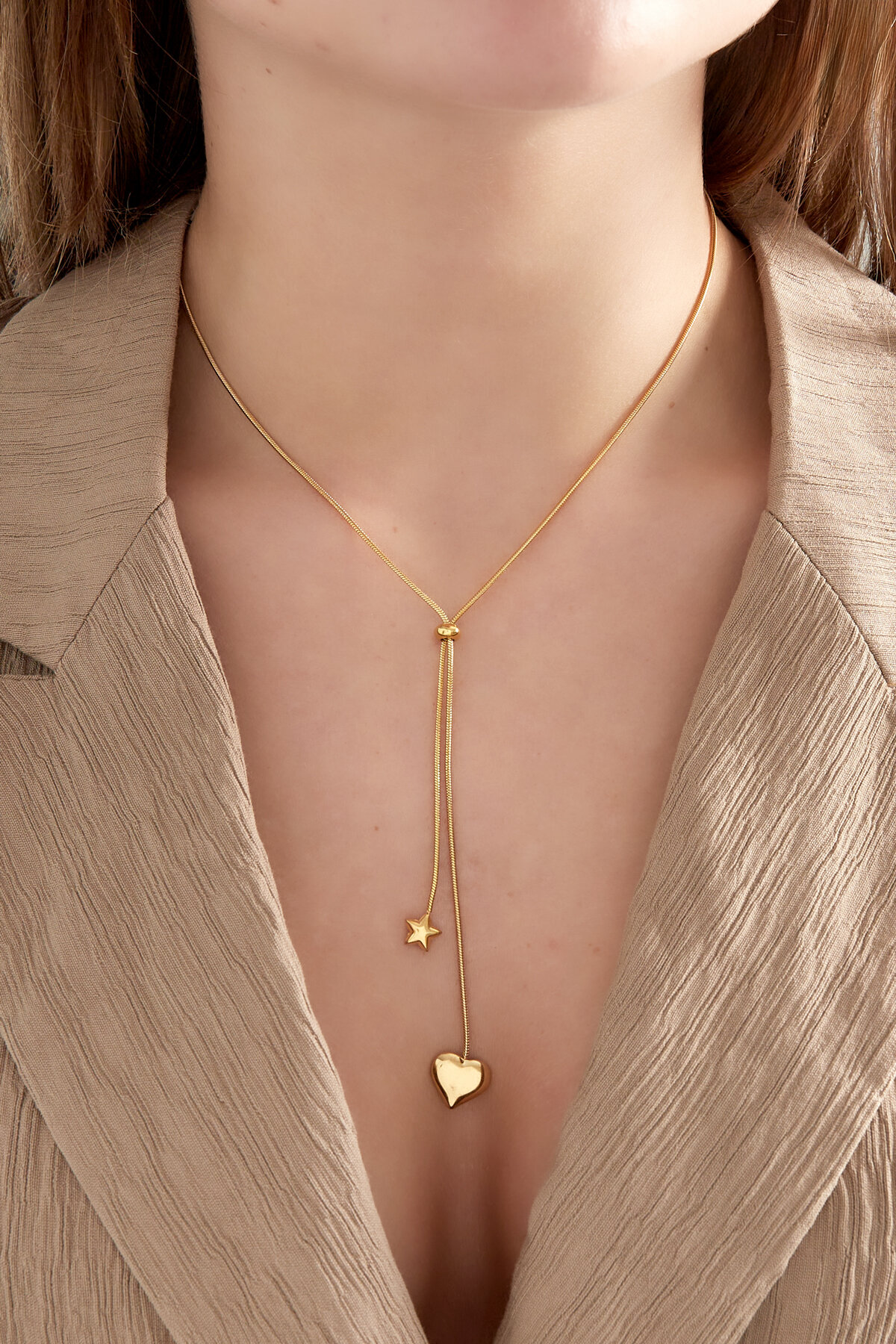collar de corazón centelleante