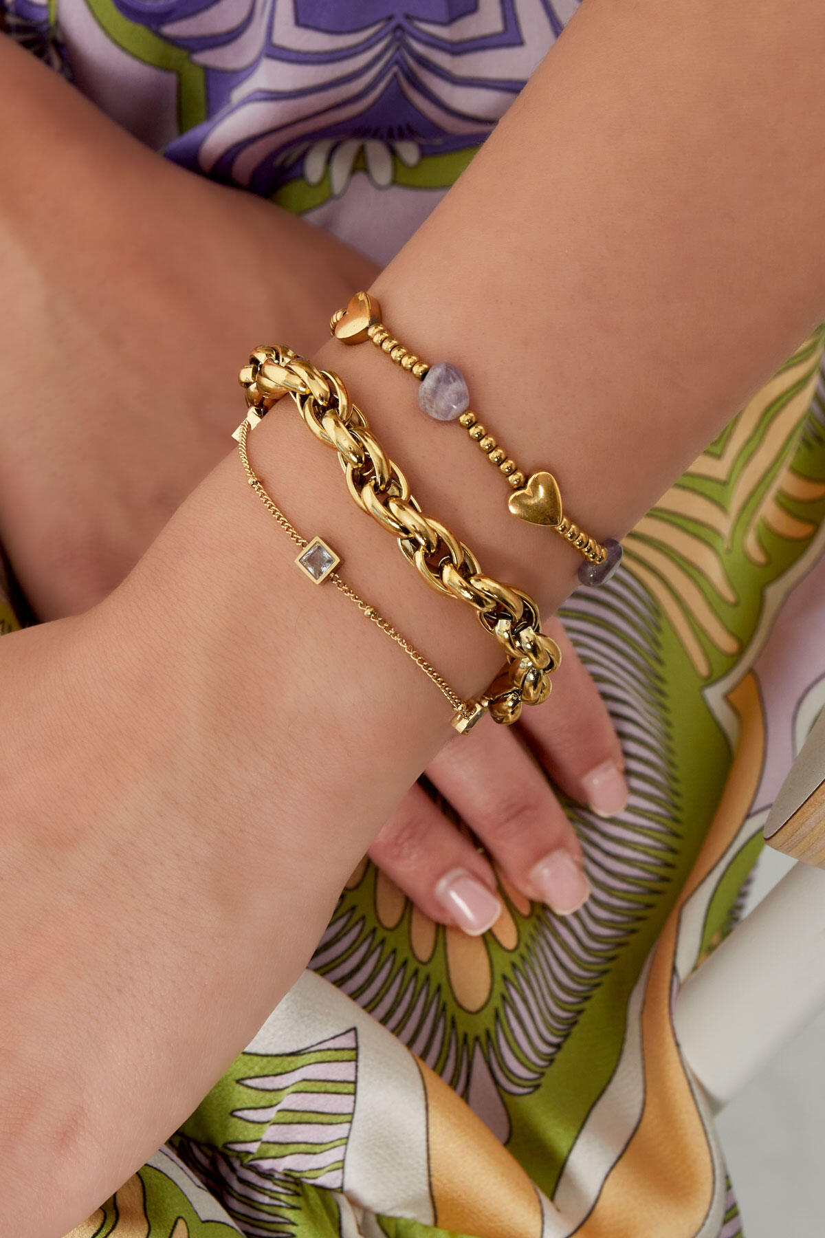 subtle bracelet with stone 2
